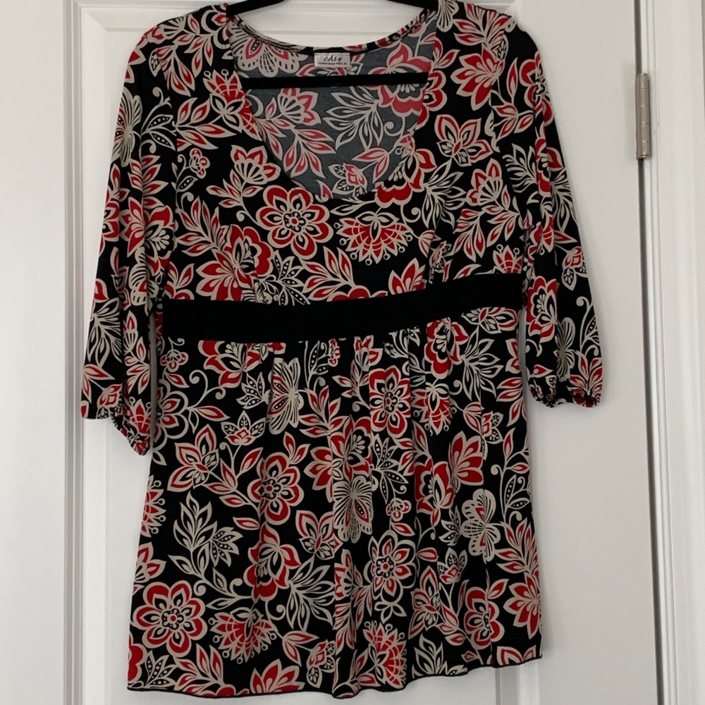 Black and Red - Empire waist, scoop neck tunic top with elastic banded sleeves